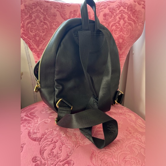 Betsey Johnson purse backpack - Picture 2 of 2